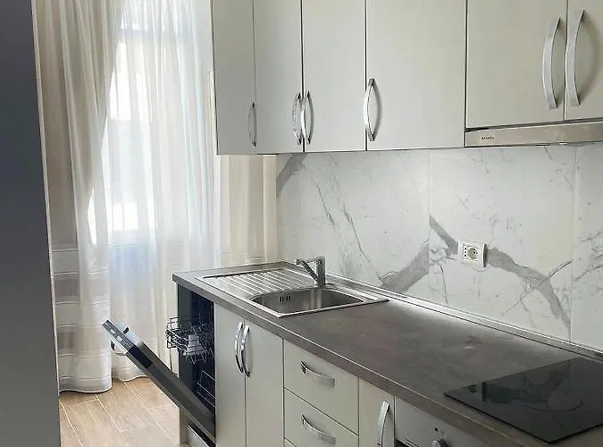 Central City Apartment Tirana * 티라나